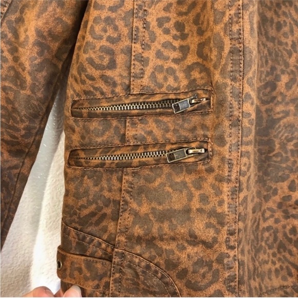 Kut from the Kloth Brown Leopard Print Jacket - Picture 8 of 16